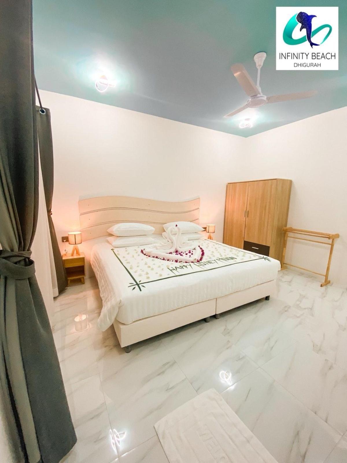 Infinity Beach Dhigurah Dhigurah  Εξωτερικό φωτογραφία